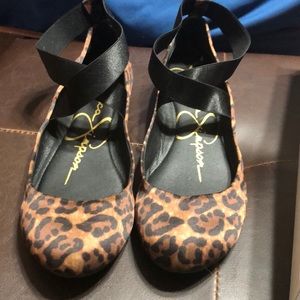 Jessica Simpson shoes Leopard print